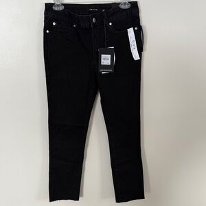 NWT TAHARI Women's Olivia Black Mid Rise Jeans
